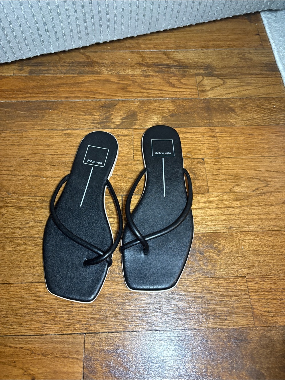 Dolce Vita Black Strappy Square-Toe Slide Sandals - Picture 1 of 2